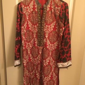 Sana safinas Pakistani / Indian outfit small